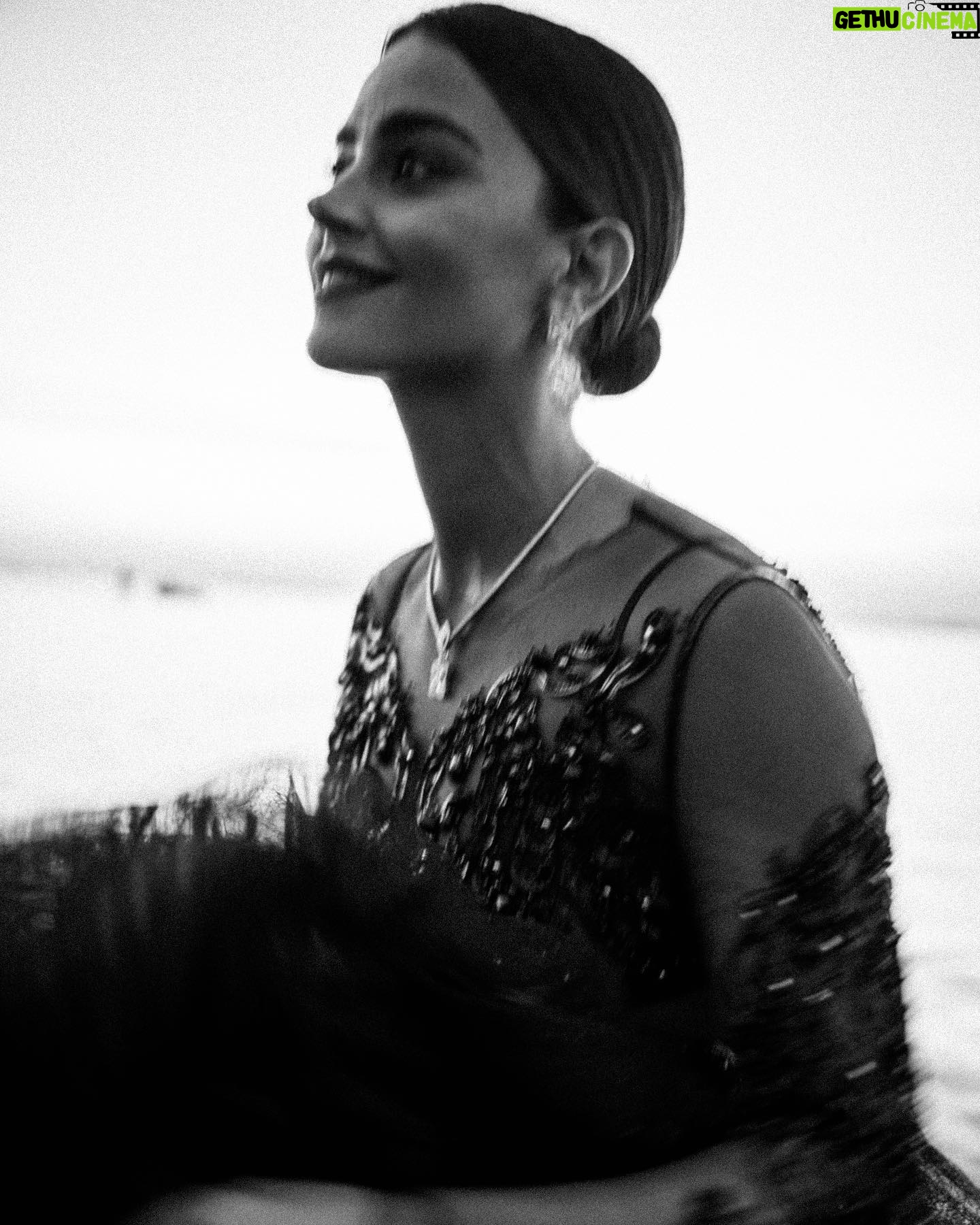 Jenna Coleman - 79.6K Likes - Venice with @armanibeauty 🌹 The last stop of an Italian road trip. Thank you Mr Armani #armanibeauty for the pleasure #Makeup by #armanibeauty #ad