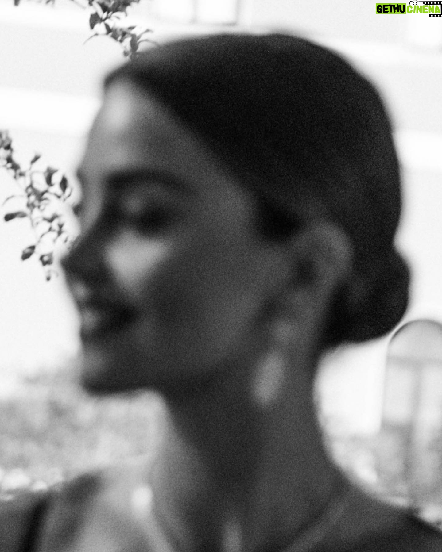 Jenna Coleman - 79.6K Likes - Venice with @armanibeauty 🌹 The last stop of an Italian road trip. Thank you Mr Armani #armanibeauty for the pleasure #Makeup by #armanibeauty #ad