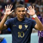 Jenna Ortega Instagram – 🔥❤️

#mbappe