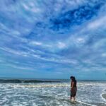 Jenna Ortega Instagram – .
.
. സൗഹൃദ കടൽ 🌊
#iphoneography #beach #kozhikodebeach #friends