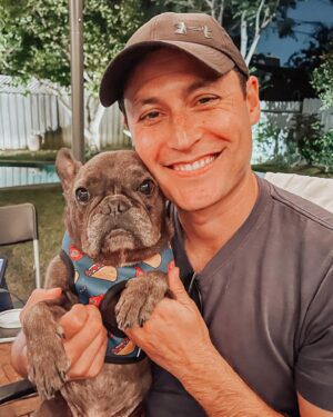 Jenna Ushkowitz Instagram - 🐾 ❤️
