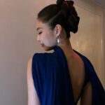 Jennie Kim Instagram - MET GALA 💙 A custom look by @pieter_mulier @maisonalaia 💙💙💙