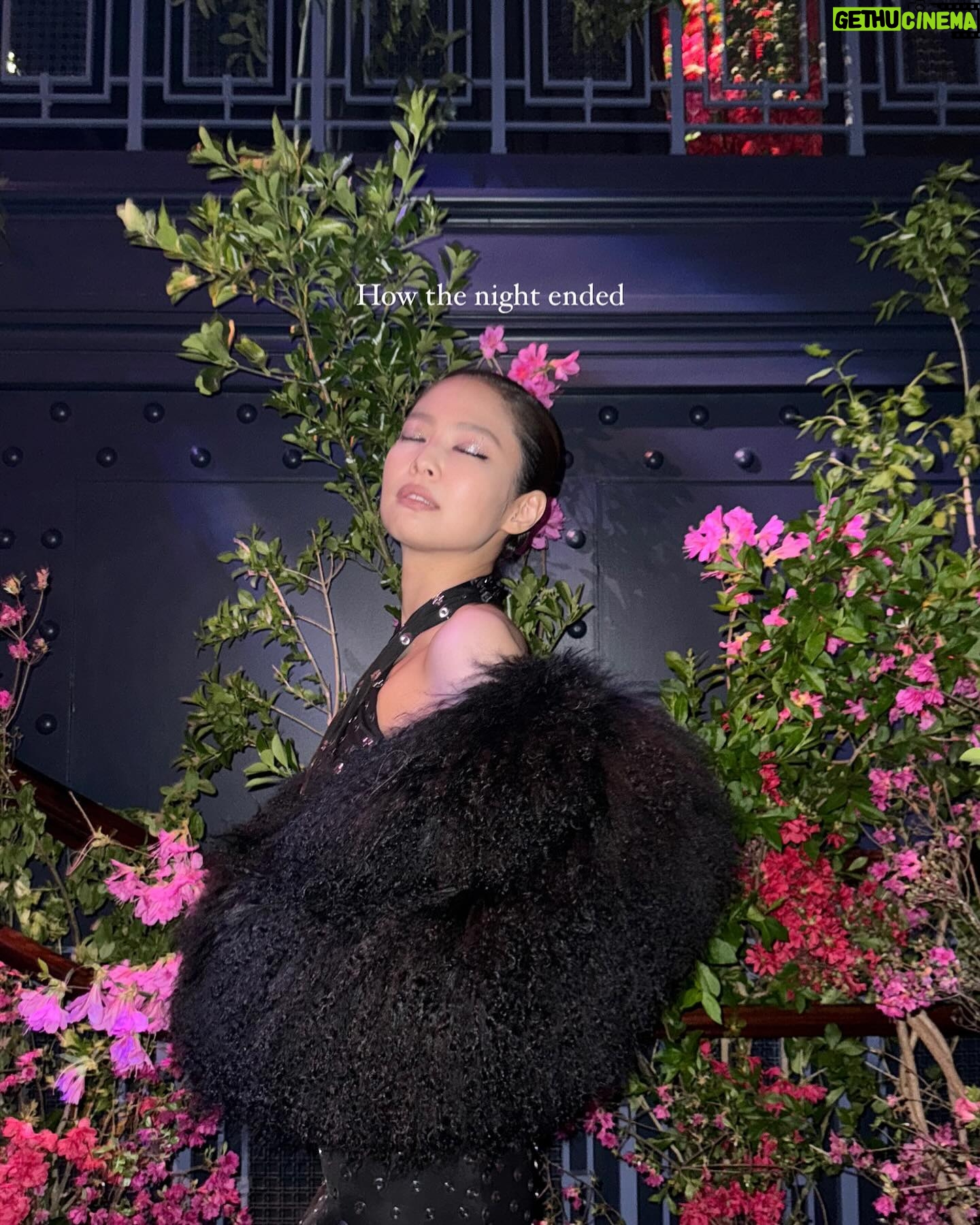 Jennie Kim Instagram - And for the after 💋💋💋
