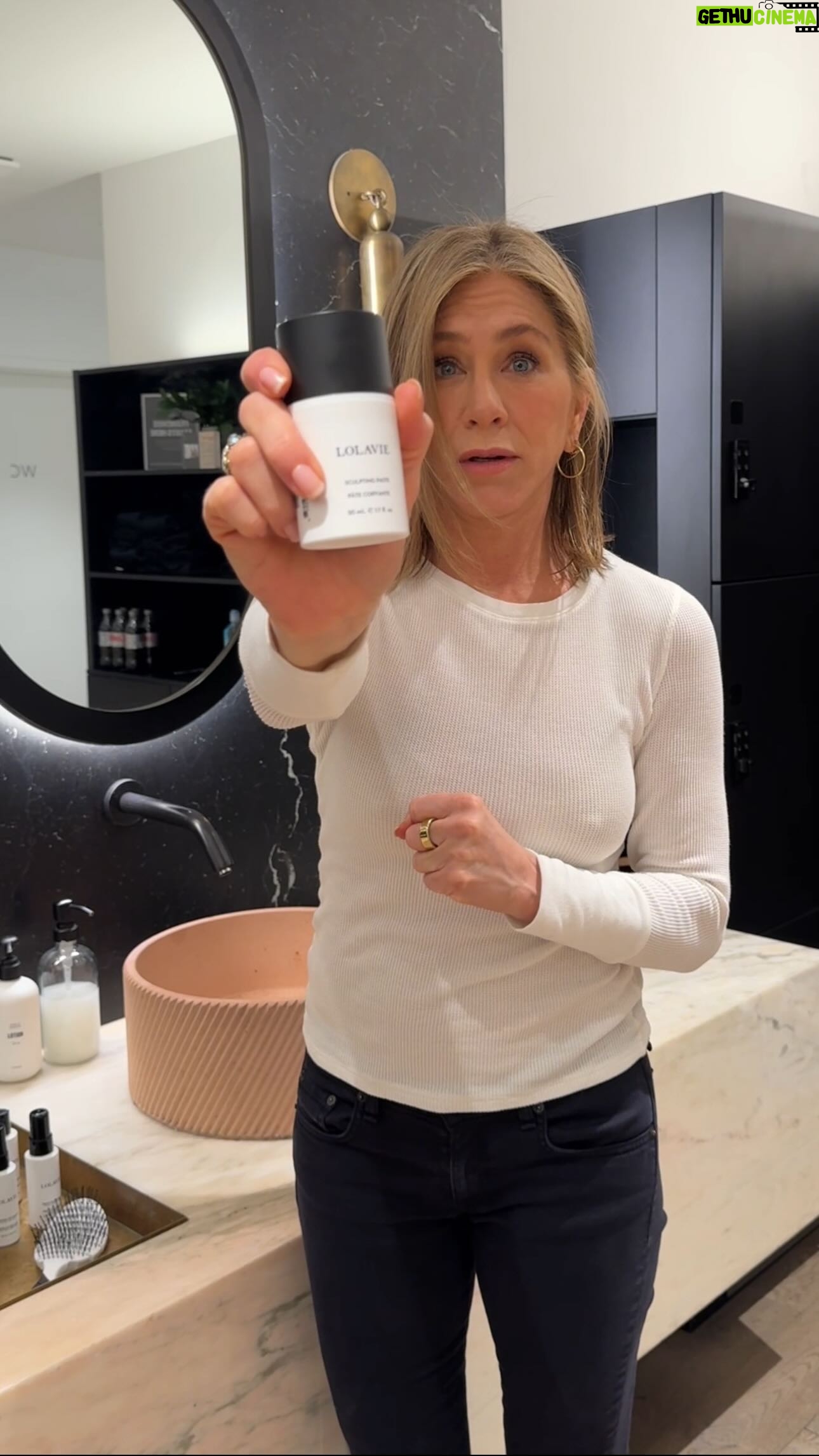 Jennifer Aniston Instagram - @lolavie has a new addition to the fam and I’m so excited about this one! It’s taken over a year to get it just right and ALL my friends have used every one of my samples for the past year and are LOVING it. I hope you do too!! With love 🫶🏼introducing…. The Sculpting Paste!