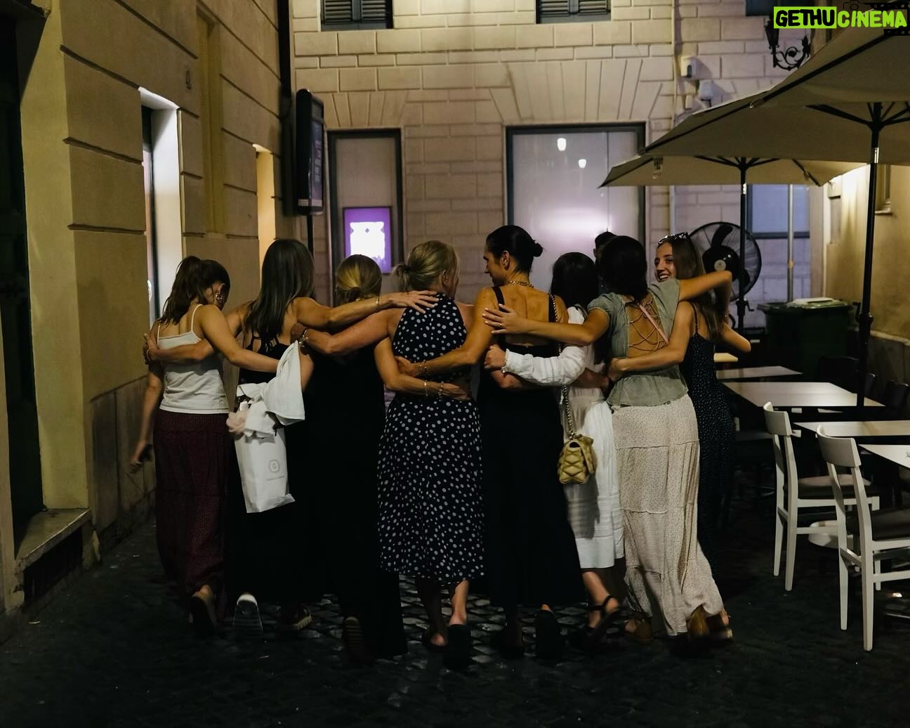 Jennifer Connelly Instagram - Celebrating all the women in my life today ♥️ Happy International Women’s Day!