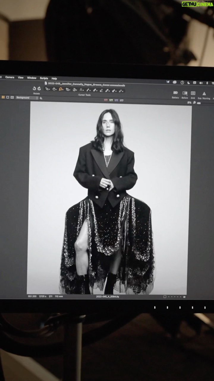 Jennifer Connelly Instagram - Behind the scenes shooting @voguegreece with @markseliger.