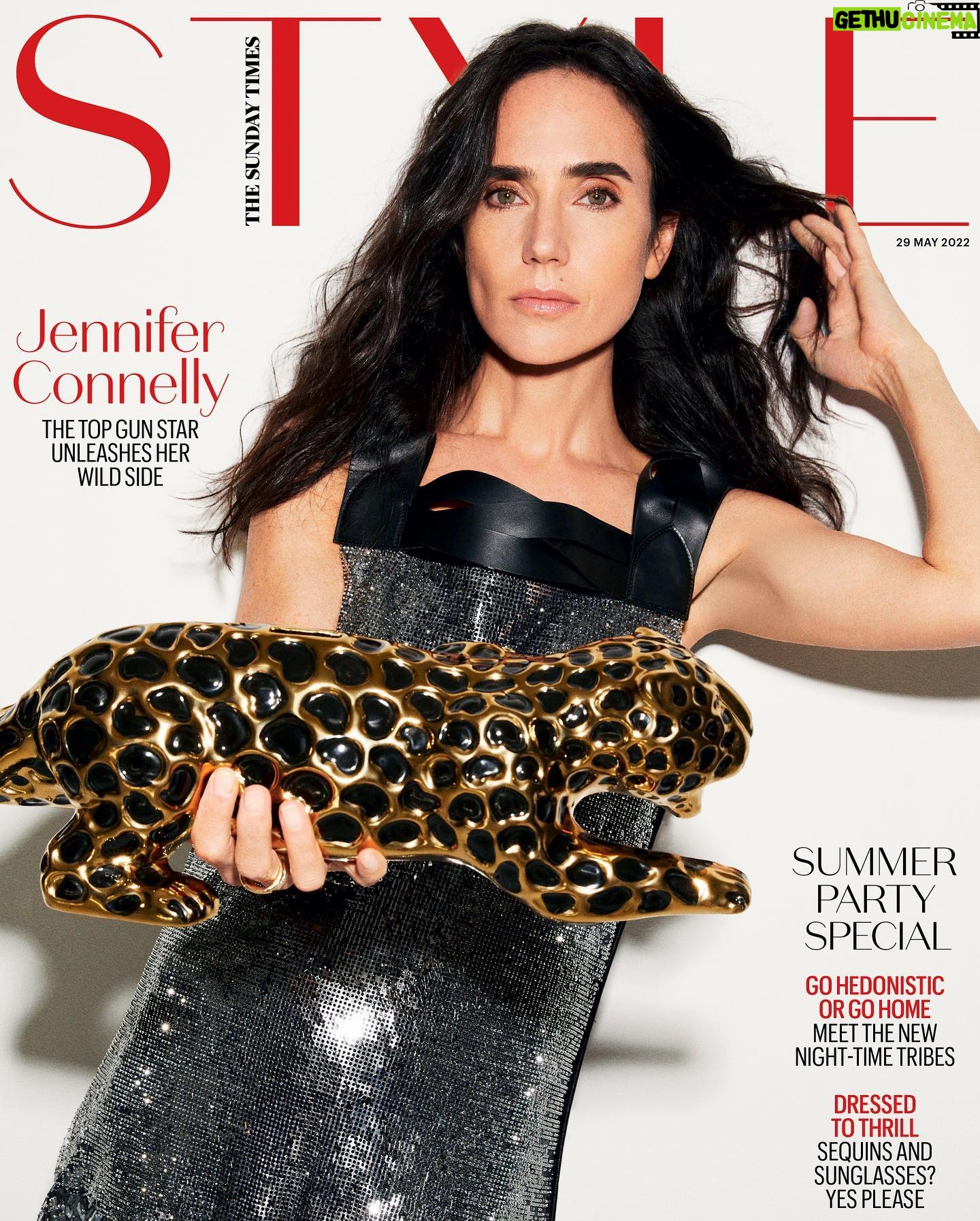 Jennifer Connelly Instagram - Party attire for @theststyle by @carinbackoffphoto 👌🏻