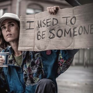 Jennifer Connelly Instagram - Happy film anniversary to Shelter, directed by the talented and gorgeous @paulbettany ♥️
