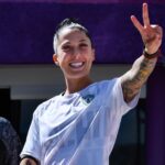 Jennifer Hermoso Instagram - 🤗 ¡Pleno de entusiasmo y alegría fue el regreso a los entrenamientos de nuestra 🏆 Campeona del Mundo 🇪🇦 @jennihermoso , con las Tuzas! 🙌🏻 ¡El domingo todos a brindarle nuestro cariño y reconocimiento a nuestra 🔟 en el 🏟️ Hidalgo! 🙌🏻 🤍💙#ElFutbolEsHermoso #VamosLasTuzas💜