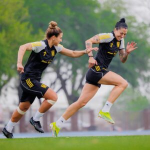 Jennifer Hermoso Instagram - .
Mes de Mayo = 🙃
Tigres = 🙃