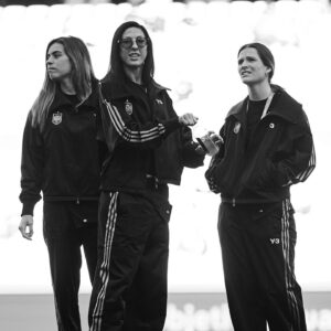 Jennifer Hermoso Instagram - Levantar una copa es lo que todas queremos, pero disfrutar de cada momento es lo que hace que todo sea mucho más especial. 
Ellas ❤️‍🩹🔋