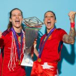 Jennifer Hermoso Instagram - Levantar una copa es lo que todas queremos, pero disfrutar de cada momento es lo que hace que todo sea mucho más especial. Ellas ❤️‍🩹🔋