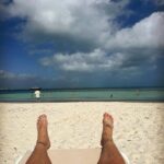 Jennifer Hermoso Instagram - La importancia de dedicarse tiempo a un@ mism@, de valorarse, de intentar conocerse mejor. A veces pensamos que estar sol@, ir a cenar sol@, viajar sol@, es sinónimo de soledad. Y es que cuando encuentras y conectas con esa parte tan especial, tú eres tu mejor compañía. Que bonito es quererse a un@ mismo. . Gracias @intercontinentalcancunresort por esta bonita experiencia 😎