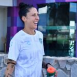 Jennifer Hermoso Instagram - 🤗 ¡Pleno de entusiasmo y alegría fue el regreso a los entrenamientos de nuestra 🏆 Campeona del Mundo 🇪🇦 @jennihermoso , con las Tuzas! 🙌🏻 ¡El domingo todos a brindarle nuestro cariño y reconocimiento a nuestra 🔟 en el 🏟️ Hidalgo! 🙌🏻 🤍💙#ElFutbolEsHermoso #VamosLasTuzas💜