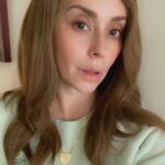 Jennifer Love Hewitt Instagram - Hey so today I wanted to have some fun and celebrate an amazing business I found on tik tok and the gram! @wigsbytiffani Turning into Penny was exactly what I needed today! Go check out her amazing hair! ❤️❤️