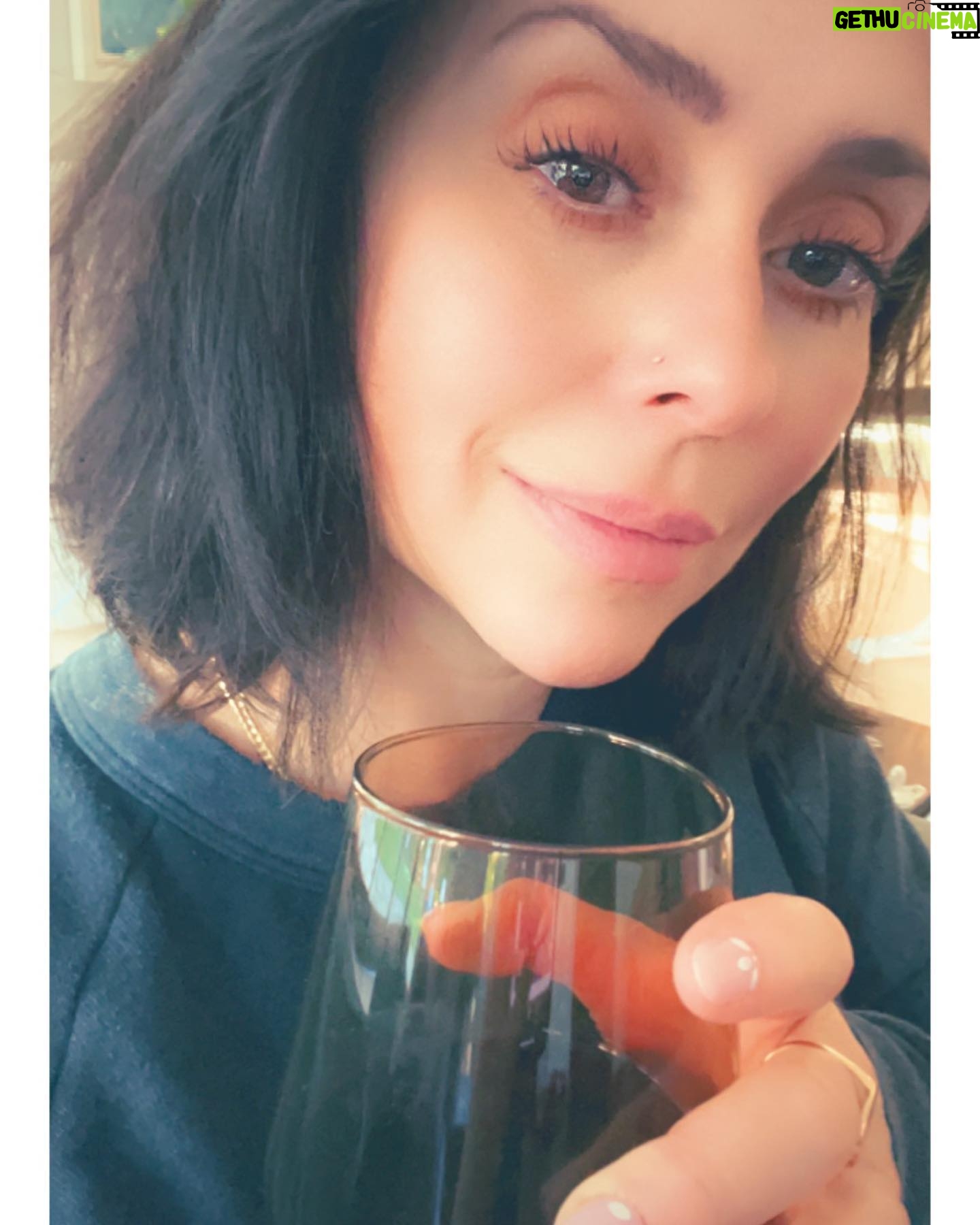 Jennifer Love Hewitt - 30.5K Likes - Monday moods❤️