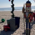 Jennifer Love Hewitt Instagram - I had a vision. I wanted to create a magical California Christmas for some friends and family. To prove that magic can be made anywhere and for sure at the beach. So I reached out to my friends at @wondertentparties aka true holiday elves and they made it happen! We cried when we saw it, laughed, ate amazing food from @me.n.u.grazing.la, the kids did crafts with the most wonderful @bloomkidsinsta and then we watched the sunset on our perfect day. With full hearts we went home and all agreed this would be a core memory forever. Thank you @wondertentparties @bloomkidsinsta @me.n.u.grazing.la