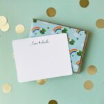 Jennifer Love Hewitt Instagram - I am sooo excited to show you our St Patrick’s Day cards available now! @2021_co and Holiday Junkie want to help you celebrate! Go get them and spread some joy! 🍀