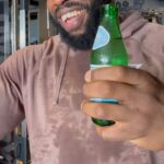 Jennifer Love Hewitt Instagram - Needed a nice cold one from the back of the fridge because I was working so hard! See you in @gloveworx this week in my sessions! First session with @leyon FREE👇🏿👇🏿 📍 @gloveworx 1415 Wilshire Blvd Santa Monica, CA 90403 Monday 7/3: 8:30AM/9:30AM Tuesday 7/4: 7AM & 10:30AM Wednesday 7/5: 7:30AM/9:30AM & 4:30PM Thursday 7/6: 4:30PM Friday 7/7: 7:30AM/8:30AM/9:30AM This Boom Session is brought to you by @perrier I mean @sanpellegrino_official 🤦🏾‍♂️ 👕 🩳: @gymshark #Boxing #Fitness #Gloveworx #Gymshark