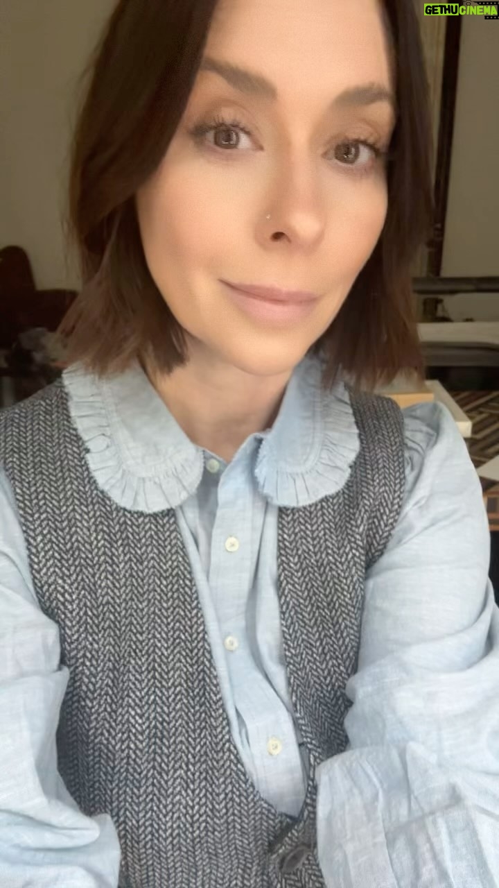 Jennifer Love Hewitt Instagram - So excited about my upcoming collab with @createroomco which I will share more on soon! But today @createroomco and @michaelsstores are doing a Spring Cleaning Giveaway!use this link and maybe you can be the winner! https://glnk.io/nrlwm/jenniferlovehewitt
