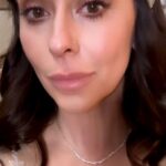 Jennifer Love Hewitt Instagram - Dress? Perfect. Venue? Perfect. Groom? No where to be found.
