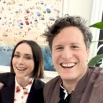 Jennifer Love Hewitt Instagram - We did a thing! @jenniferlovehewitt asked me to produce her beautiful cover of Islands in the Stream for her show @911onabc. It’s the special wedding episode, so we did an EXTRA special version of this classic song. Hope you all love it! Watch @911onabc TOMORROW on @abc or the next day on @hulu, then stream it on @spotify and watch the video on YouTube! Thank you @mrportergram for filming with us! . #911onabc @dollyparton