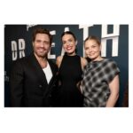 Jennifer Morrison Instagram - What an incredible journey it has been working with these 2, @mandymooremm and @edgarramirez25 on S2 of #DRDEATH. Here’s a #BTS look at creating this amazing new season and story. On @Peacock DEC 21. @Vanity Fair @ucp