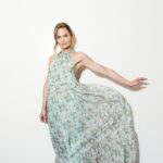 Jennifer Morrison Instagram - DAY 29: 💃🏻💃🏻💃🏻 winter in LA can feel like spring 🌸 @dressember @unreakableperformance #dressember #itsbiggerthanadress⁠ ⁠ Photography @thetylershields⁠ Location @unbreakableperformance⁠ Editor & Stylist @eleanoramorrison⁠ Hair & MUA @abhairmakeup with asst. @thorssonamanda⁠ Dress @eywasoulsmalibu