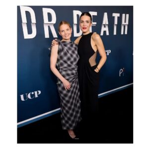 Jennifer Morrison Instagram - This is a @mandymooremm appreciation post. While on @nbcthisisus we only had the opportunity to admire one another from afar, and now I’ve had the privilege of working with her. She is the real deal on all levels, and I feel lucky just being in her orbit. #DRDEATH S2 is now streaming on @peacock.