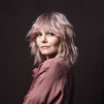 Jennifer Morrison Instagram - DAY 5: 👩‍🎤PINK!👩‍🎤 the Isabella wig in action. @dressember @unbreakableperformance #dressember #itsbiggerthanadress WIG by @abhairmakeup 💖⁠ ⁠ Photography @thetylershields⁠ Location @unbreakableperformance⁠ Editor & Stylist @eleanoramorrison⁠ Hair & MUA @abhairmakeup with asst. @thorssonamanda⁠ ⁠ Dress @seebychloe