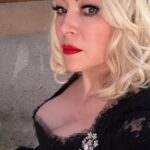 Jennifer Tilly Instagram - Waiting to hear… #RenewChucky