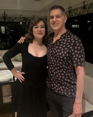 Jennifer Tilly Instagram - And a good time was had by all… especially Tiffany! 😆
The #Chucky finale party. 🥳🧁🍷🍿
#ChuckySeason3 #chuckytvseries #tiffanyvalentine
