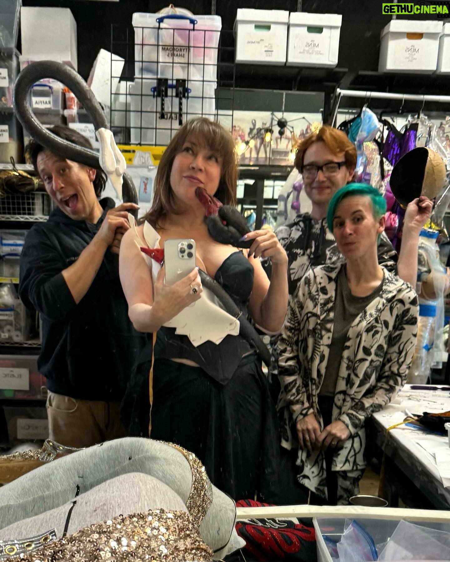 Jennifer Tilly Instagram - Had a fitting today at @marcosquared for my costume for @suttonstracke’s surrealism ball! 👩🎤👩🏼🎨👸🏻🧝🏻♀️🦢 #rhobh