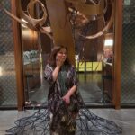 Jennifer Tilly Instagram - Sitting in the funny chair. #Tokyo