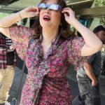 Jennifer Tilly Instagram - Happy Stare-at-the-sun-through-a-flimsy-pair-of-paper-glasses day! #eclipse 😎😎😎☀️