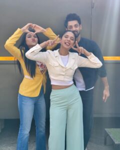 Jennifer Winget Instagram - Unexpected laughs, genuine bonds - that’s the real script behind the scenes! 🎭😄 #BTSAntics