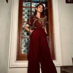 Jennifer Winget Instagram - RetroRevival 🕰️🤎