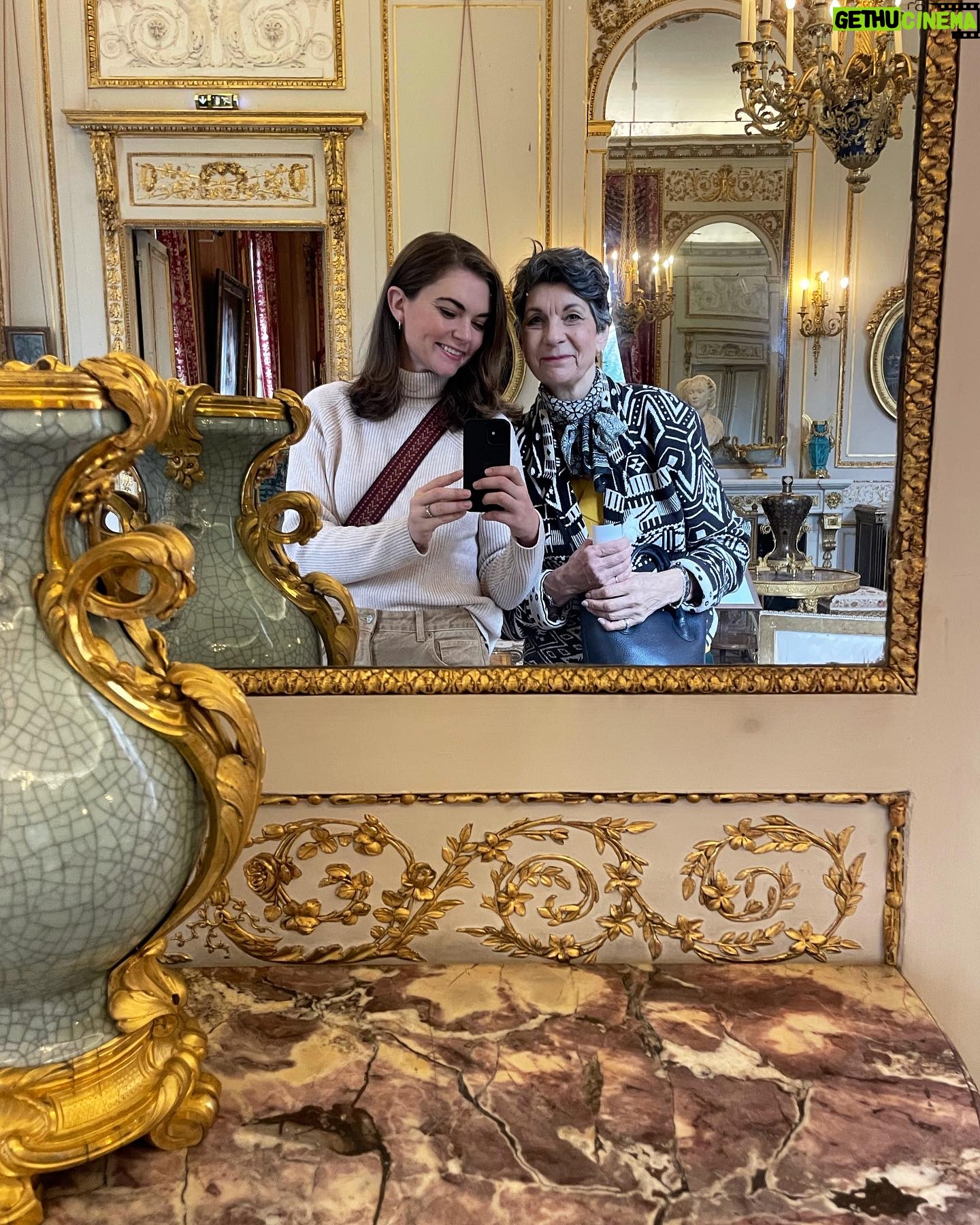 Jenny Boyd - 61.5K Likes - Paris Avec Maman ✨