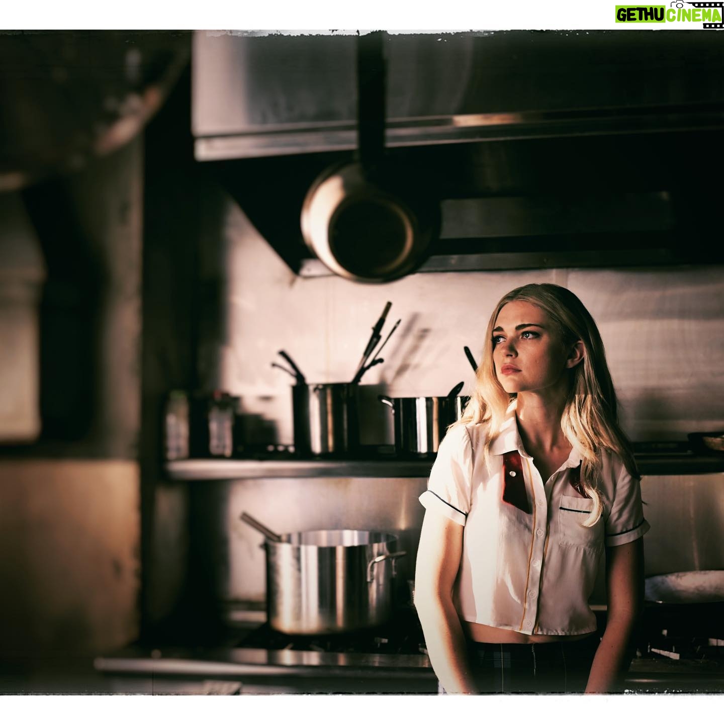 Jenny Boyd - 142.1K Likes - Hellos & Goodbyes 💕