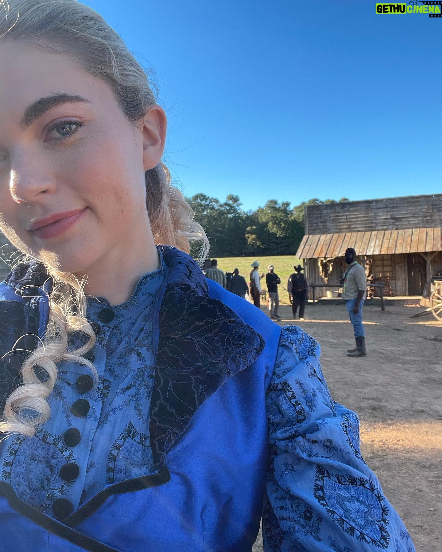 Jenny Boyd - 105.1K Likes - ‘Someplace Far Away From All This Violence’
Huge Thank You to Writers Jose Molina & Hannah Rosner, Director Barbra Brown, Costume Designer @jennifermaydesigns and the rest of the incredible hardworking crew! Also, to Rhoni the Pony 🐴🤩