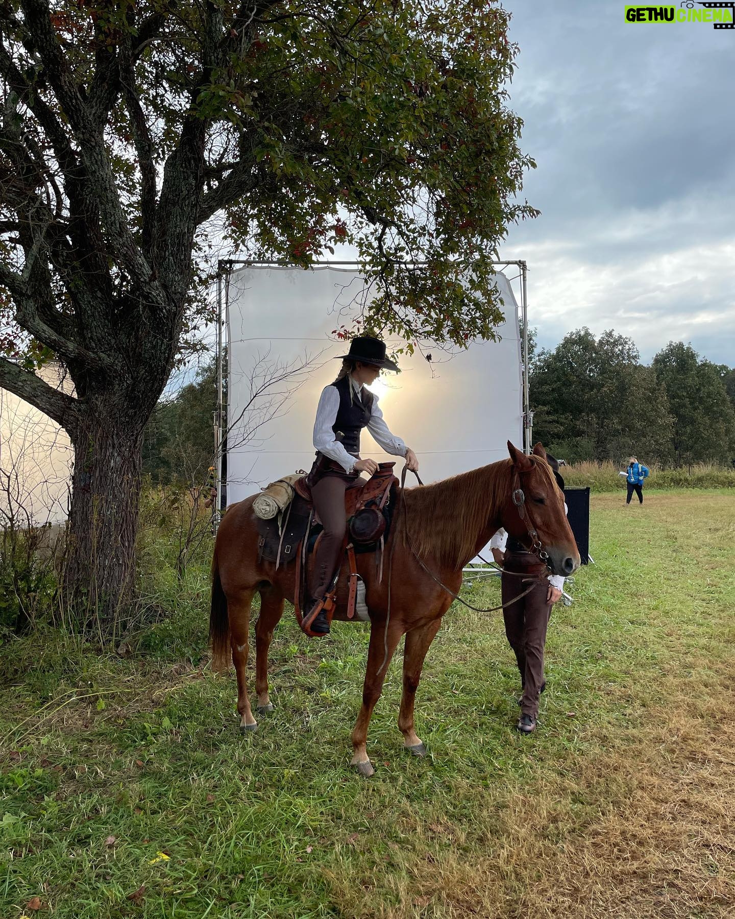 Jenny Boyd - 105.1K Likes - ‘Someplace Far Away From All This Violence’
Huge Thank You to Writers Jose Molina & Hannah Rosner, Director Barbra Brown, Costume Designer @jennifermaydesigns and the rest of the incredible hardworking crew! Also, to Rhoni the Pony 🐴🤩