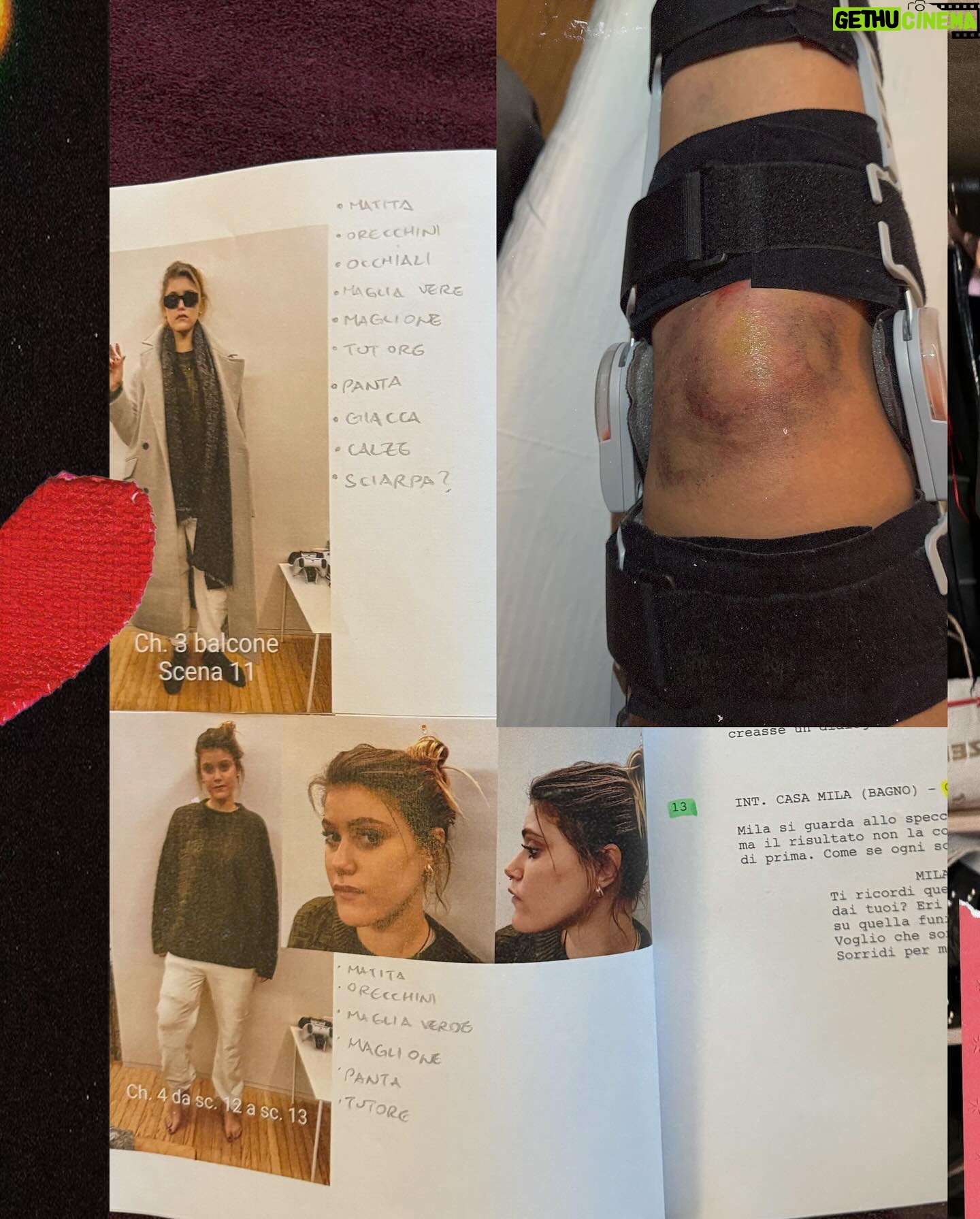 Jenny De Nucci Instagram - Se qualche anno fa mi avessero detto che a 23 anni sarei stata per la prima volta produttrice esecutiva di un set girato interamente in casa mia non avrei mai creduto a quelle parole, e invece è esattamente ciò che è successo una settimana fa. Questo è un piccolo miracolo che può accadere solo se nel tuo percorso incontri delle persone piene di idee e di talento che non possono fare altro che spronarti a fare arte. “Ti respiro” è nato un po’ dal nulla, da un mio pensiero volante ma era destinato a finire in mano a @daitona.it dal momento stesso che l’ho pensato. Questo progetto oltre ad essere stato un’enorme dimostrazione di affetto e di amicizia duratura nel tempo è stato un parco giochi, una palestra e un centro sicuro in cui ognuno poteva esprimere le sue idee. Io vi ringrazio con tutto il mio cuore per aver scelto di crederci e di prenderne parte. “Ti respiro” analizza ciò che accade nel cervello di una persona durante l’elaborazione del lutto, speriamo di aver toccato l’argomento nella maniera più rispettosa possibile. Grazie a tutti dal profondo del mio cuore. Per essere le persone che siete e gli artisti che siete. 🫶🏻 per la regia di @lorenzogiovenga @giulianogiacomelli 🤍@lorenzo_lazzarini1 @daitona.it e vorrei taggarvi tutti scrivetemi qui sotto