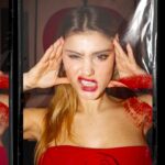 Jenny De Nucci Instagram – nessuno parla di quanto sia difficile essere una Ke$ha in un mondo di Hailey Bieber…
un documentario di @alessiho 📸💋💌