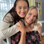 Jenny Han Instagram - Fine I’ll do it myself! 📷: me