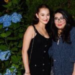 Jenny Han Instagram - My personal photographer @lola.tung
