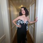 Jenny Slate Instagram - Thanks to @nbrfilm for chosing @marcelthemovie as BEST ANIMATED FEATURE OF 2022! Turns out i felt very sensual in this @rasario gown and its huge perfect bow! Love you, @mrmontyjackson for dressing me up so well, @kirinstagram for sweetness and great makeup and @rheannewhite for wrangling my wild mane. Next up @goldenglobes, mom!