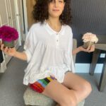 Jenny Slate Instagram - @toddoldham_makershop makes lovely shirts and shorts that make you want to take a moment to hold some flowers and say thank you to your very kind friend. Thank you, Todd. I love you.