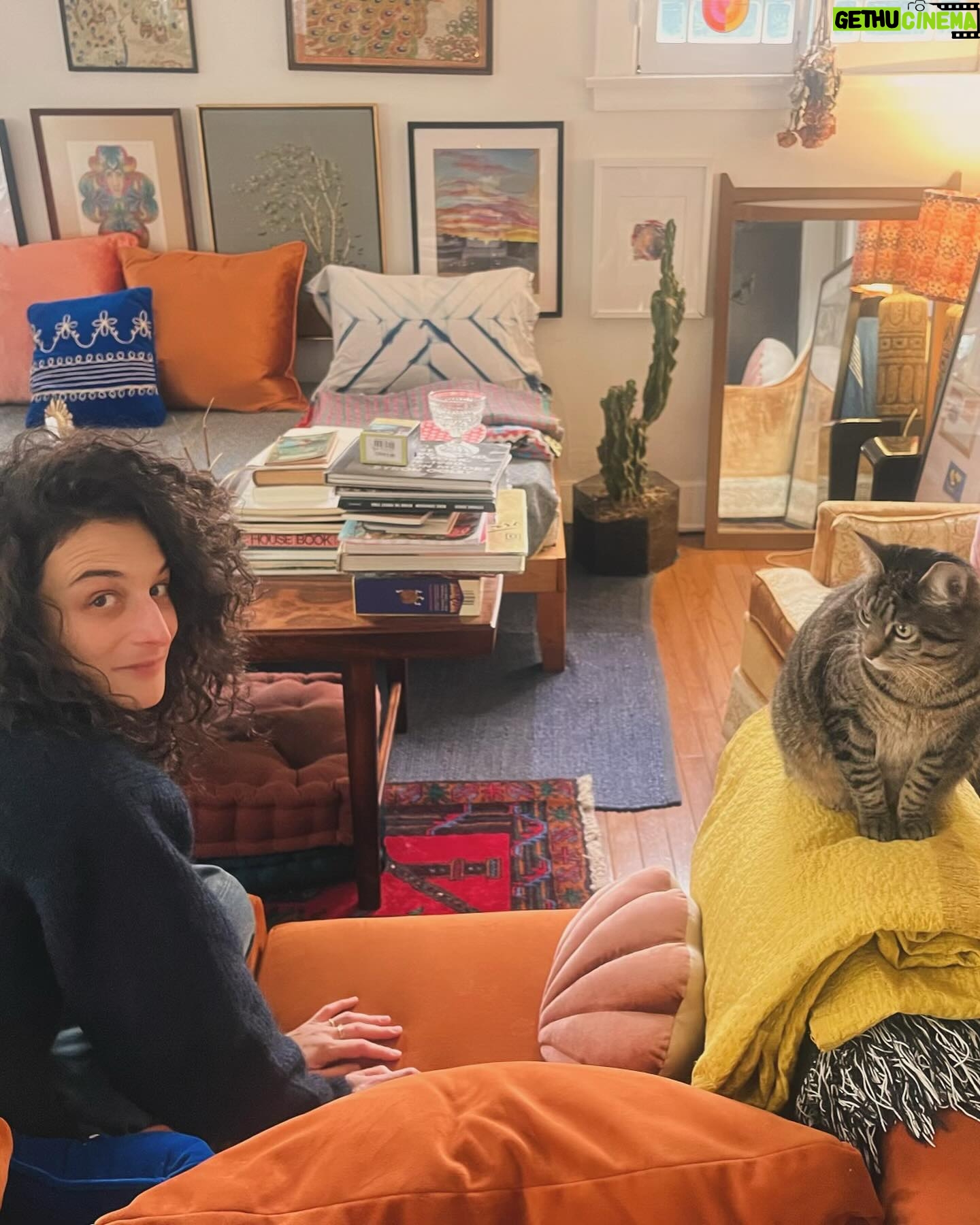 Jenny Slate Instagram - thank you to everyone who braved the rains last night and came out to @largolosangeles! And thank you to one of my favorite musicians, @maryoverthere , for joining me on stage! The last picture is of Jenny the human with Jenny the cat.