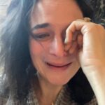 Jenny Slate Instagram - Hi. My name is Jenny and I’m @theacademy NOMINATED and also partially a shell along with the brilliant @deanfleischercamp @nickpaley @bettyholm @kirstenlepore @isabellarossellini @cinereach @a24 and I’m crying a lot but today is certainly one of the most marvelous moments of my little life. Thank you so very much to our cast and crew and to the @theacademy for nodding their smiling gaze our way. ❤️