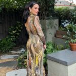 Jenny Slate Instagram - Living a very happy life on planet earth. Thank you @criticschoice thank you @oliviertheyskens thank the whole crew and @deanfleischercamp and @marcelthemovie @a24 And makeup @kirinstagram @nikkiprovidence for hair and @mrmontyjackson for styyyyyle